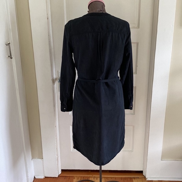 Banana Republic 8 - Picture 3 of 6